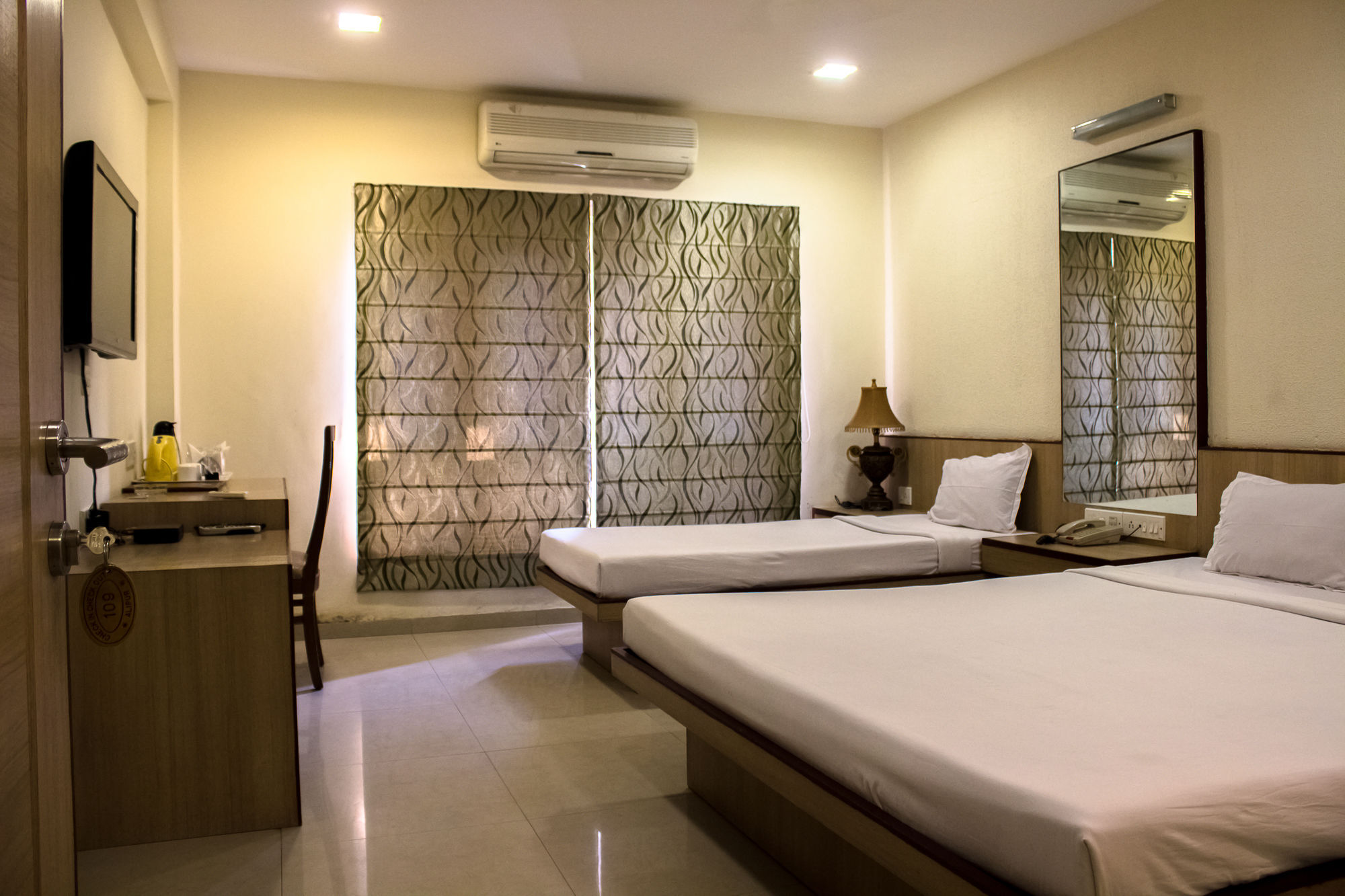 Lynq-Cico Hotel Kolkata Ngoại thất bức ảnh